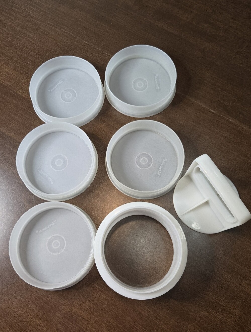Vintage Tupperware Hamburger Press 884, Shape Ring 883, 5 Burger Keepers 882
